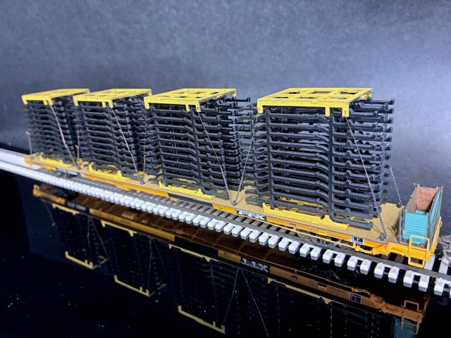 WalthersProto HO Scale 89' Flatcar with Truck Frames