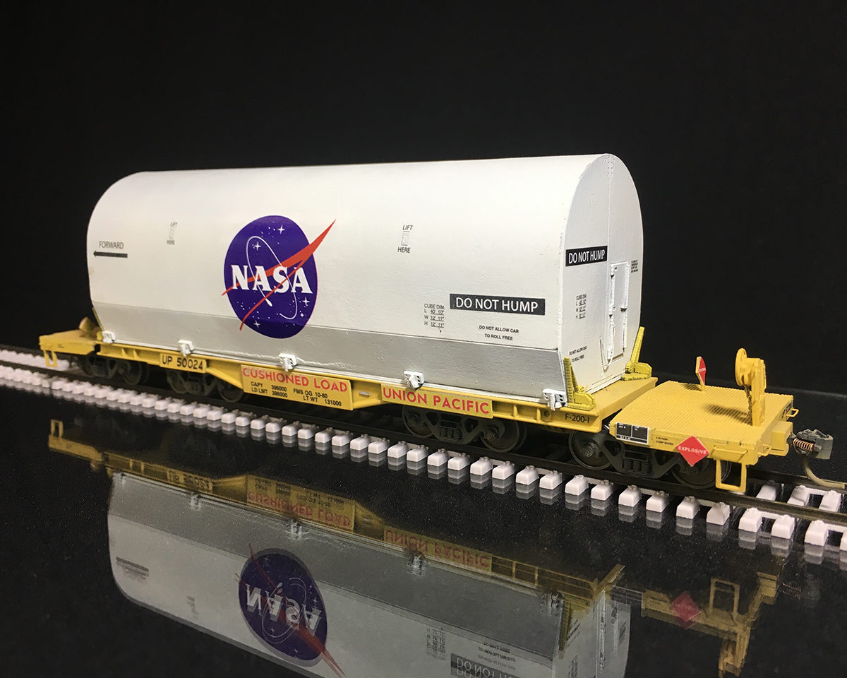 HO Scale Solid Rocket Booster Heavy Duty Flatcar Protoloads