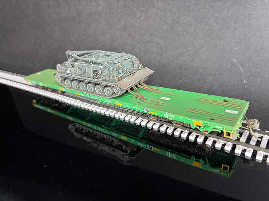 Spring Mills HO Scale 68' Flatcar with Tank Recovery Vehical